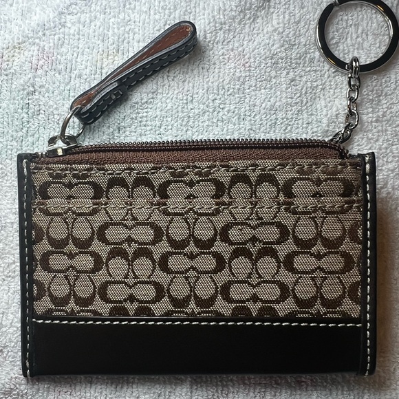 Coach Coin Key Wallet - Picture 3 of 3
